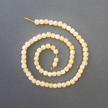 Mărgele de citrin, piatră naturală, tăiate în cuburi, diametrul 5×5 mm, lungimea 39 cm, pe șnur
