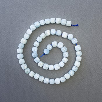 Mărgele din acvamarin natural, piatră tăiată în cub, diametrul 7×7 mm, lungime 39 cm, pe fir