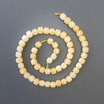 Mărgele de citrin, piatră naturală, cuburi tăiate, diametru 7x7 mm, lungime 39 cm, pe fir