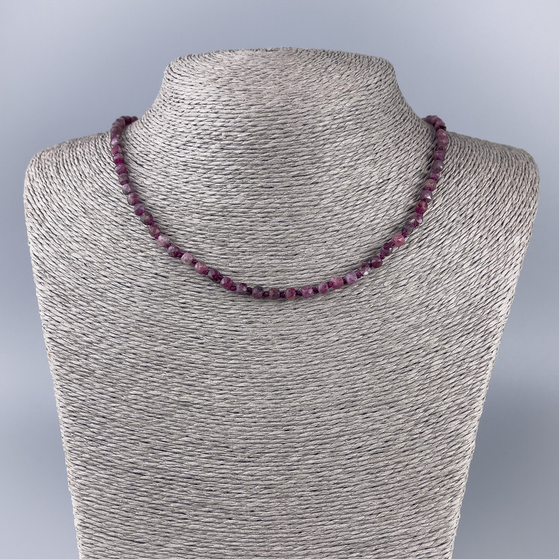 Colier cu turmalin, piatră naturală, cuburi tăiate, diametrul 4x4 mm, lungime 50 cm+