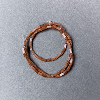 Mărgele din aventurin "Nisip auriu" rectangulare, diametrul 2x4 mm, lungime aproximativă 38 cm, pe fir