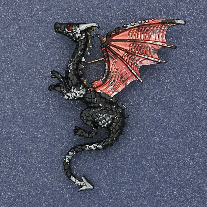 Broșă Dragon negru mat și email roșu, metal auriu 42×66 mm