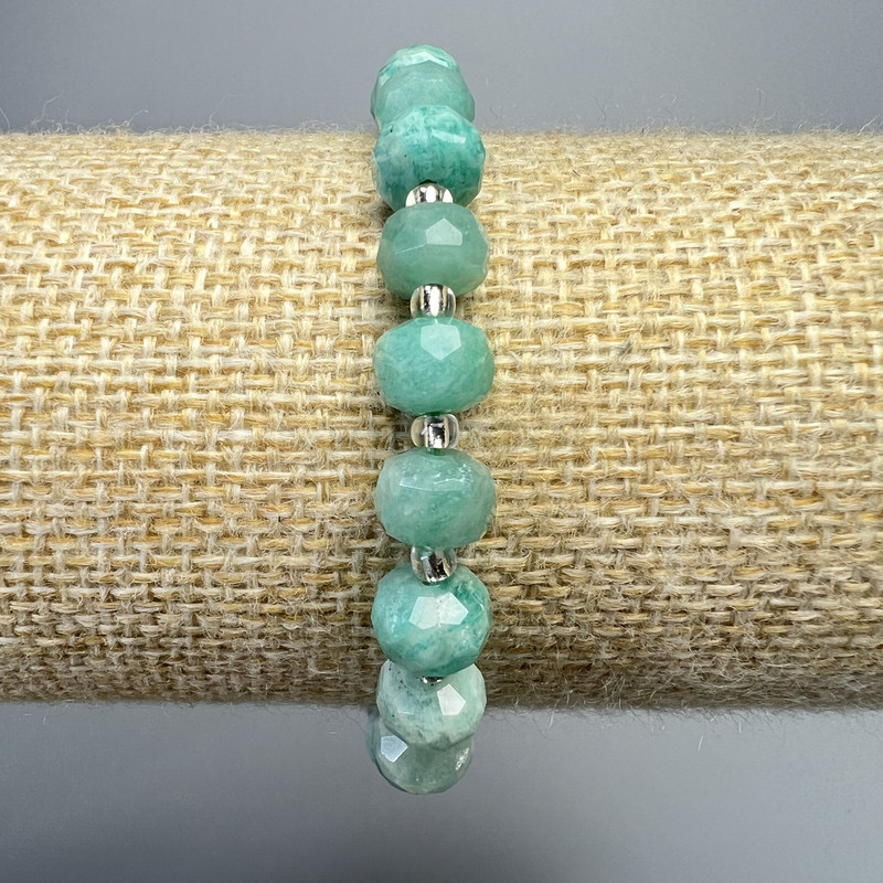 Brățară din amazonit natural, piatră naturală, rondeluri fațetate, diametrul 8x6 mm, lungime 18 cm, extensibilă, cu mărgele