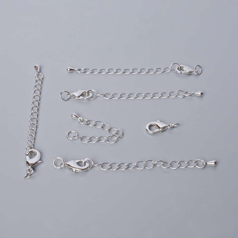 Închizătoare-cârlig de tip carabină, diametrul 12×6 mm, cu lanț de prelungire, lungime 5,5 cm, culoare argintie a metalului, 1 bucată