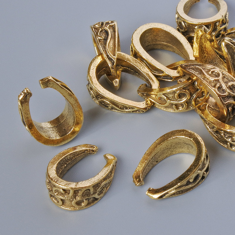 Feronerie aurie pentru pandantiv, diametrul 15×11×6 mm, diametrul găurii 10,7×7,2 mm, ambalaj 13 bucăți ± 20 g ± culoare aurie a metalului