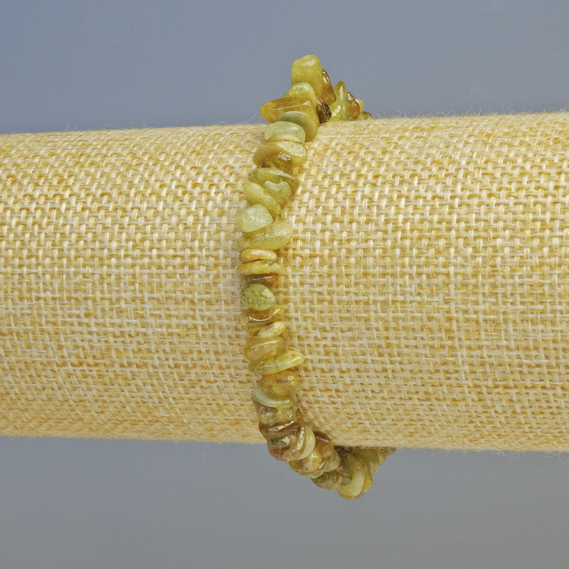 Brățară din grosular (granat verde) - cioburi de piatră naturală, diametru 8x3 mm ± (elastică), lungime 18 cm