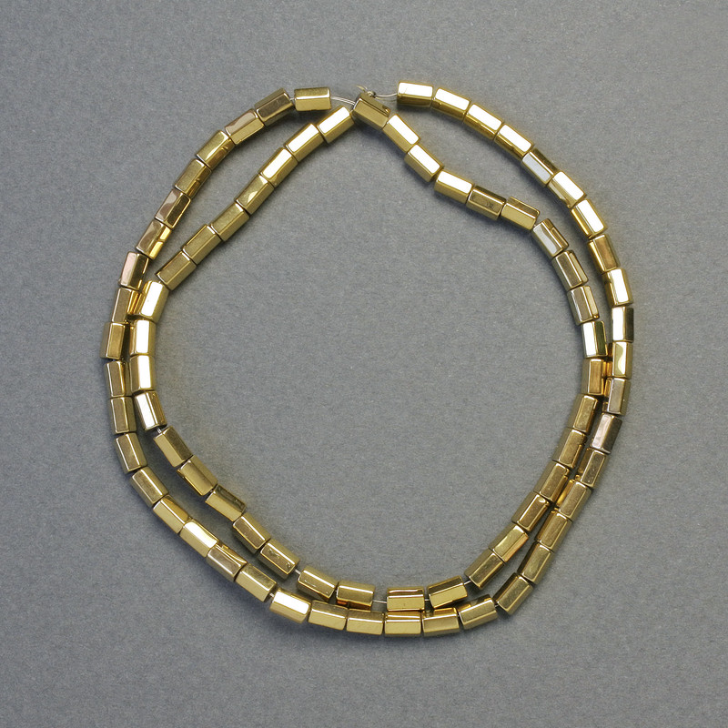 Mărgele de hematit hexagonale cu colțuri rotunjite, culoare auriu deschis, diametrul 5×3 mm, lungime aproximativă 42 cm, șir