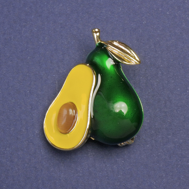 Broșă-pandantiv Avocado verde, email verde și galben, metal auriu, 30×23 mm+
