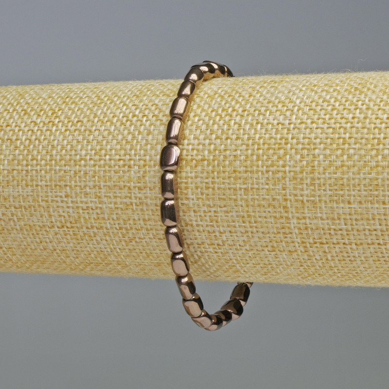 Brățară din hematit, formă ovală, culoare bronz, diametrul 7x5 mm, lungime 18 cm, pe elastic