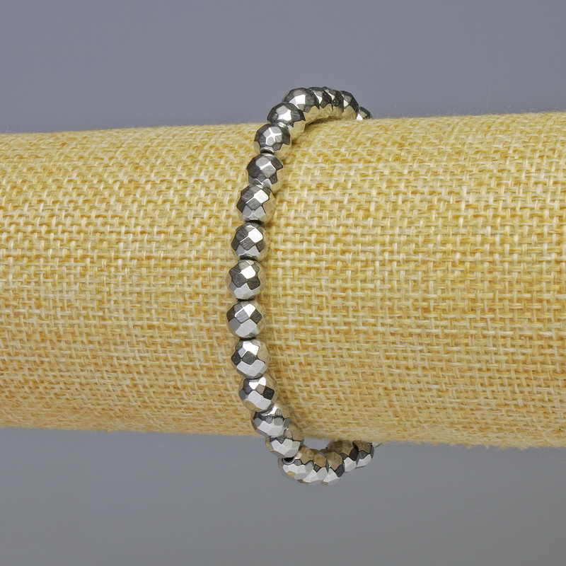 Brățară din hematit fațetat, bile argintii, diametrul 6 mm, lungimea 18 cm, elastică