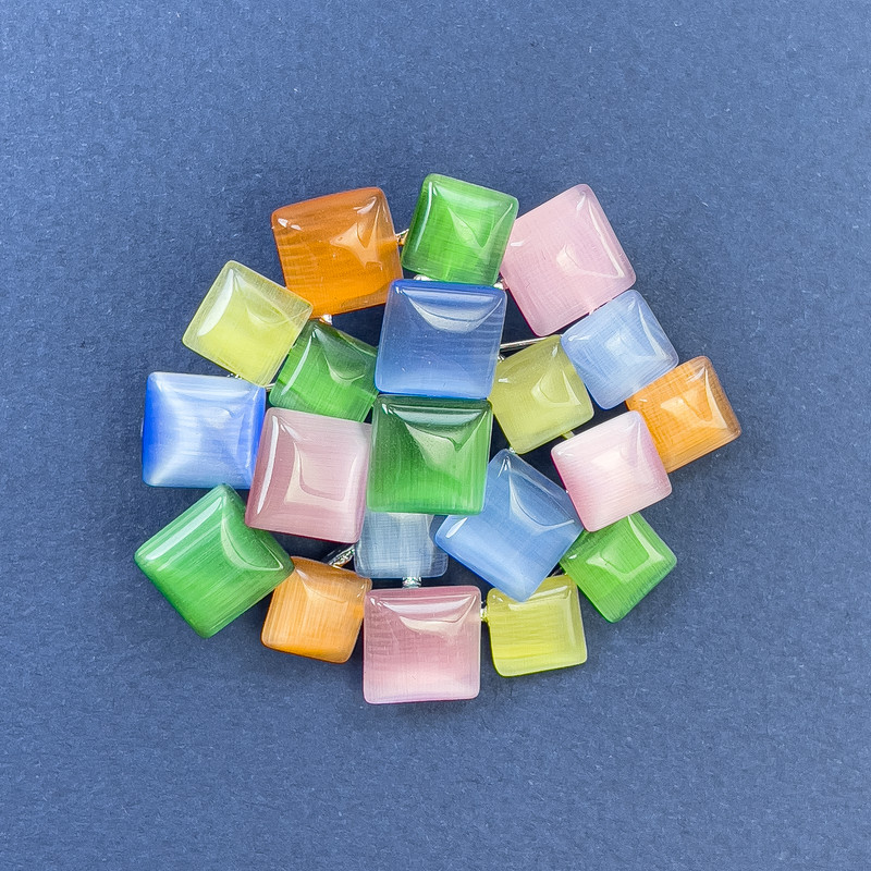 Broșă pandantiv Accent multicolor, ochi de pisică, metal argintiu, 44×49 mm