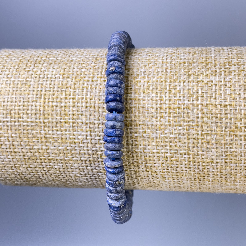 Brățară din sodalit rondel 6×2 mm, lungime 18 cm, elastic