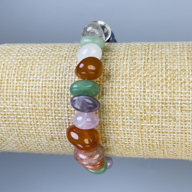 Brățară asortată cu mărgele fațetate, diametrul 7-13×6-9 mm, lungimea 18 mm, pe elastic