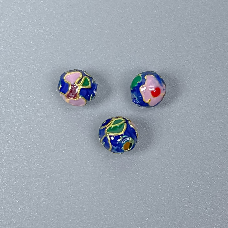 Mărgea Cloisonné albastru-roz email, diametru 6 mm ±, gaură 1 mm, culoare metalică aurie, 1 bucată