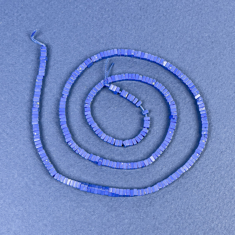 Mărgele din lazurit rondel pătrat 2,5×1 mm pe șnur, 39 cm