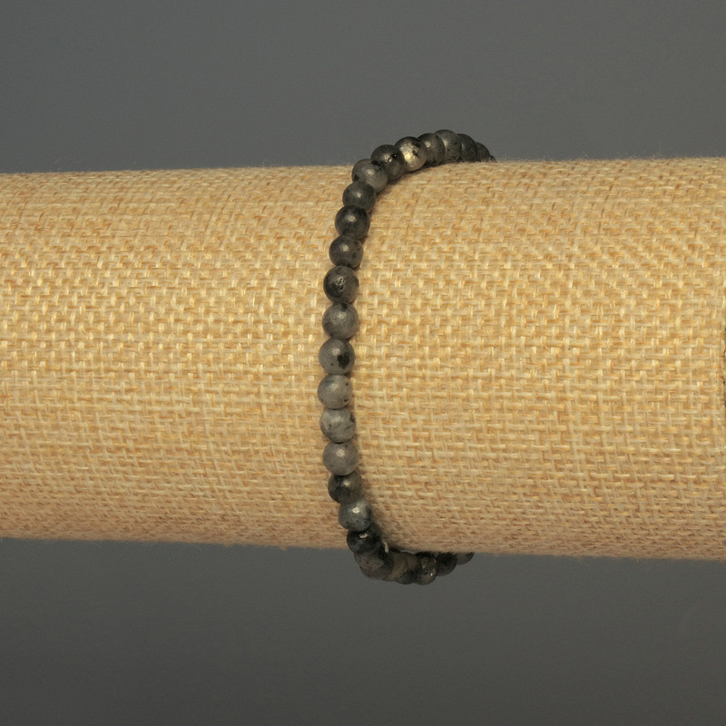 Brățară din labradorit, bile netede, diametru 4–5 mm, lungime 18 cm, pe elastic