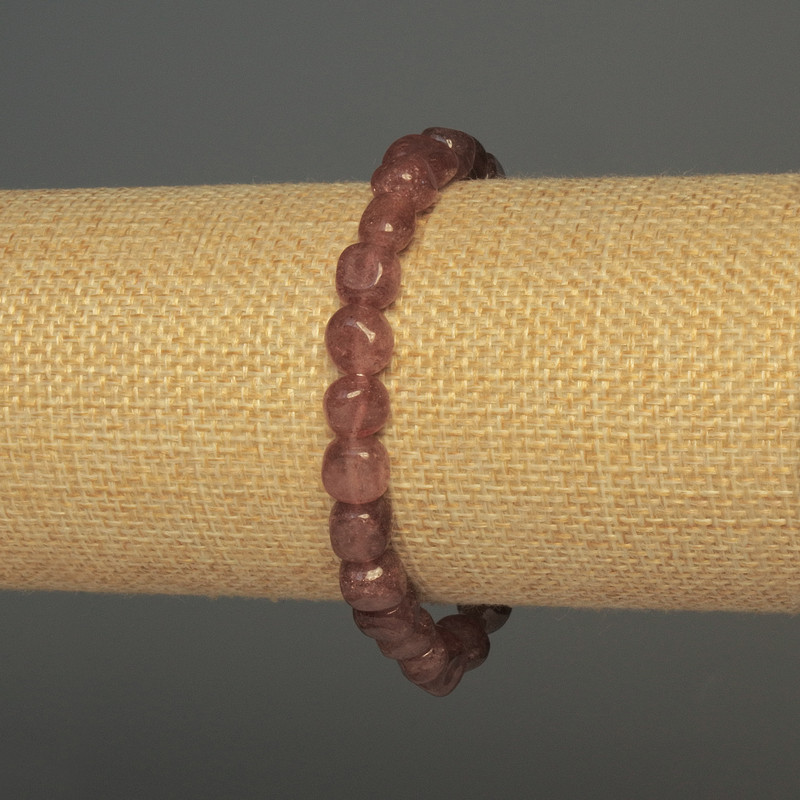 Brățară cu cuarț roz căpșună fațetată, diametrul 8×7 mm, lungime 18 cm, pe bază elastică