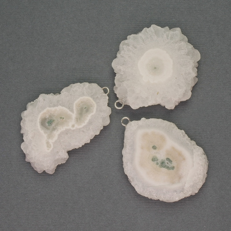 Кулон зріз Агата друза 29х34мм+-, довжина 37мм+- асорті сріблястий метал