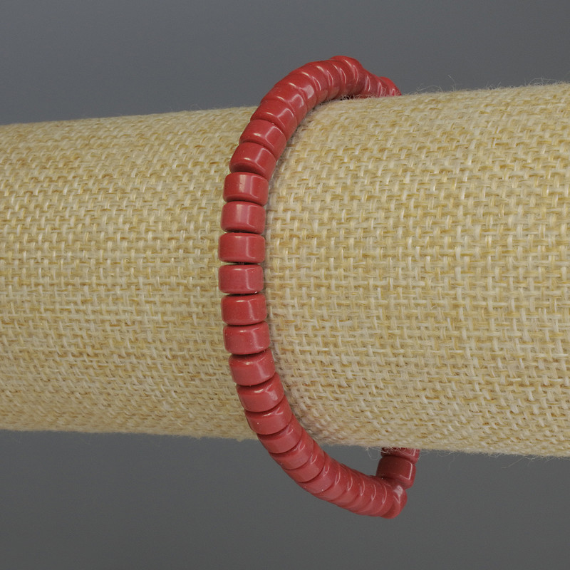 Brățară coral rondel, diametrul 6×4 mm, lungime 18 cm, cu elastic.