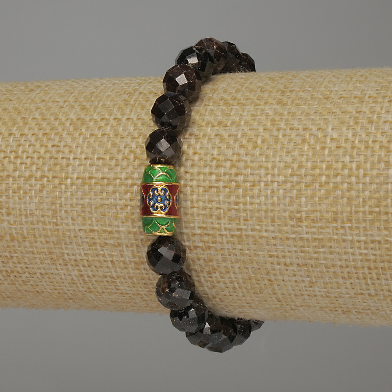 Brățară din granat, mărgele facete, diametru 8 mm, lungime 18 cm, pe elastic