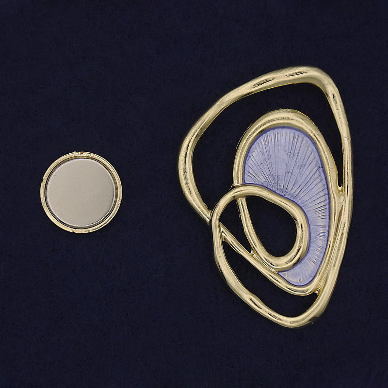 Broșă magnetică Accent, culoare mov-auriu, metal 37×54 mm+