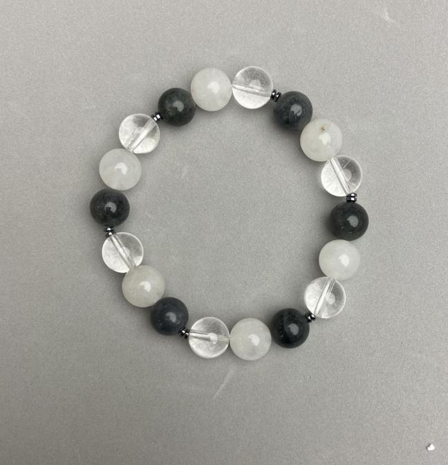 Brățară din sortiment cu bile netede, diametrul 10 mm, lungimea 18 mm, elastică