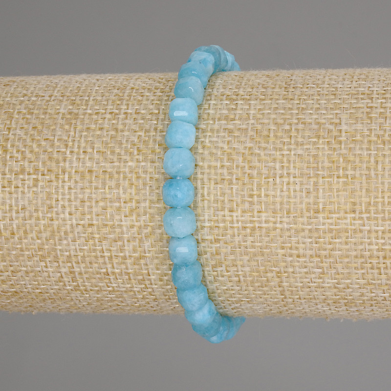 Brățară din acvamarin fațetat, cuburi de 5×5 mm, lungime 18 cm, pe elastic