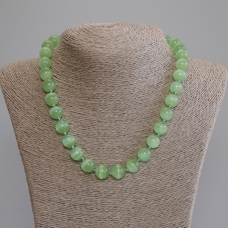 Colier cu ochi de pisică, mărgele netede, diametrul 12 mm, lungime 50 cm, cu închizător