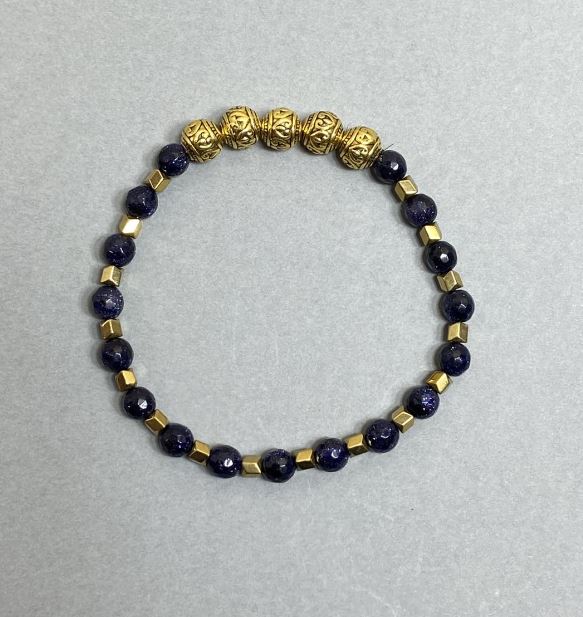 Браслет Авантюрин Синій пісок гранована кулька 6мм+- Гематит стріла3, 5х3, 5мм+- з вставками, довжина 18см стрейч