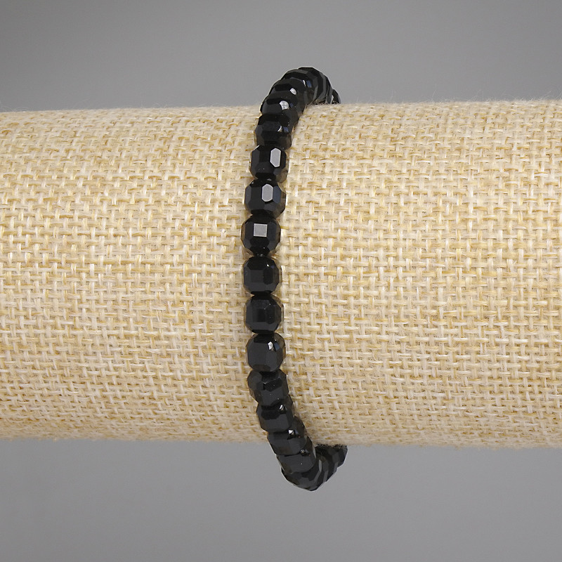 Brățară din turmălină facetată, cuburi de 5×5 mm, lungime 18 cm, pe elastic