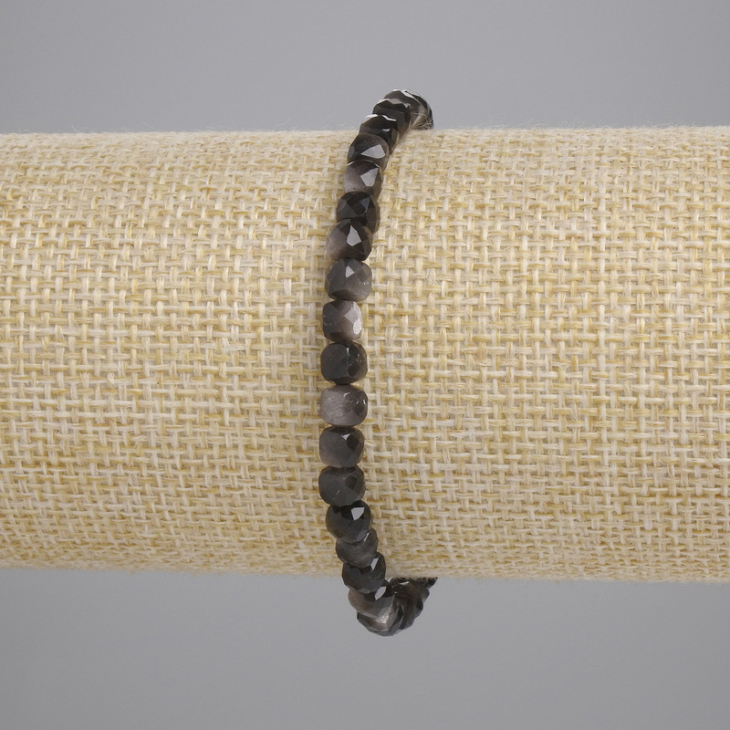 Brățară din obsidian argintiu, cuburi tăiate 4x4 mm, lungime aproximativă 18 cm, elastic
