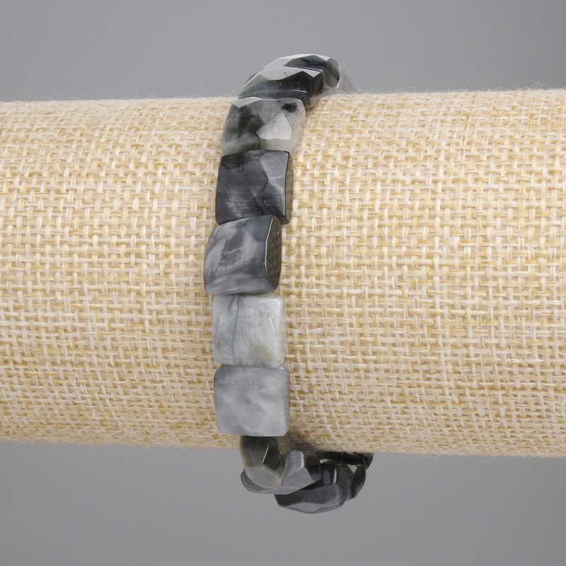 Brățară cu ochiul de șoim fațetată pătrată, diametrul 9–10×9–10 mm, ± (elastică), lungime 18 cm+