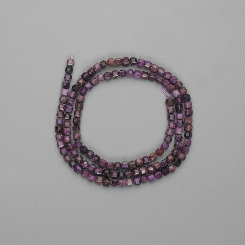 Mărgele din charoit, cuburi fațetate 3×3 mm, lungime 39 cm, pe fir