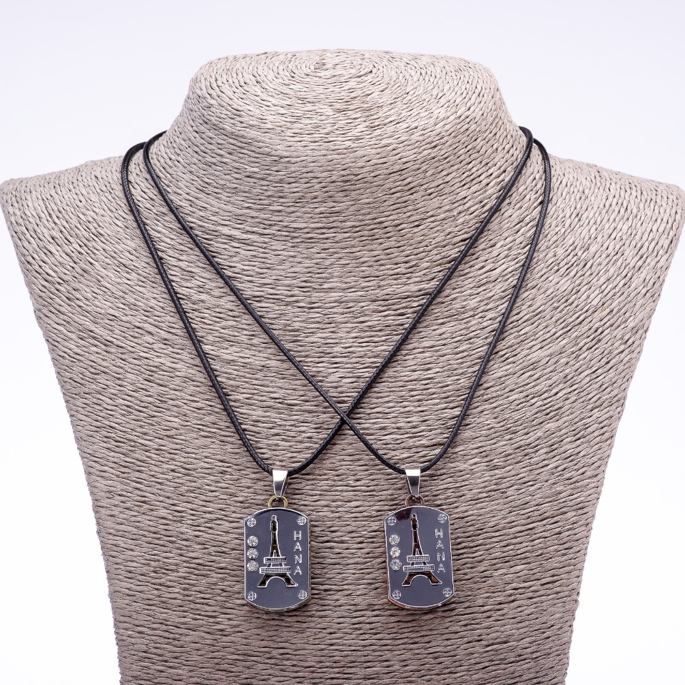 Pandantiv pentru cuplu de prietenie «Turnul Eiffel» pe șnur, lungime 45 cm, diametru 20x30 mm, culoarea metalului argintiu