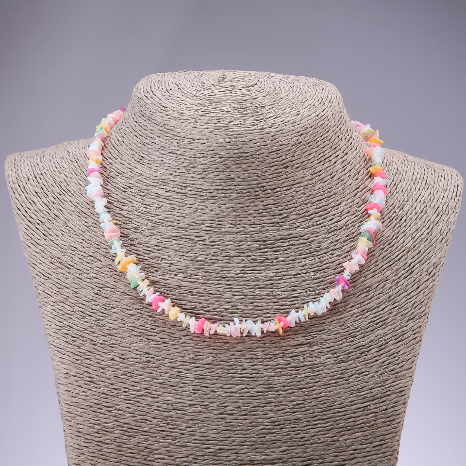 Colier cu opal «firimituri», diametrul 6 mm, lungime 45 cm