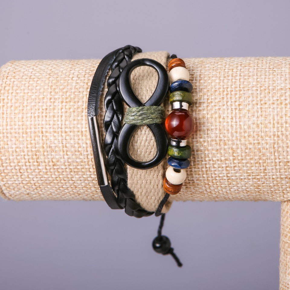 Браслет дитячий "Нескінченність" бежевий на затягуванні