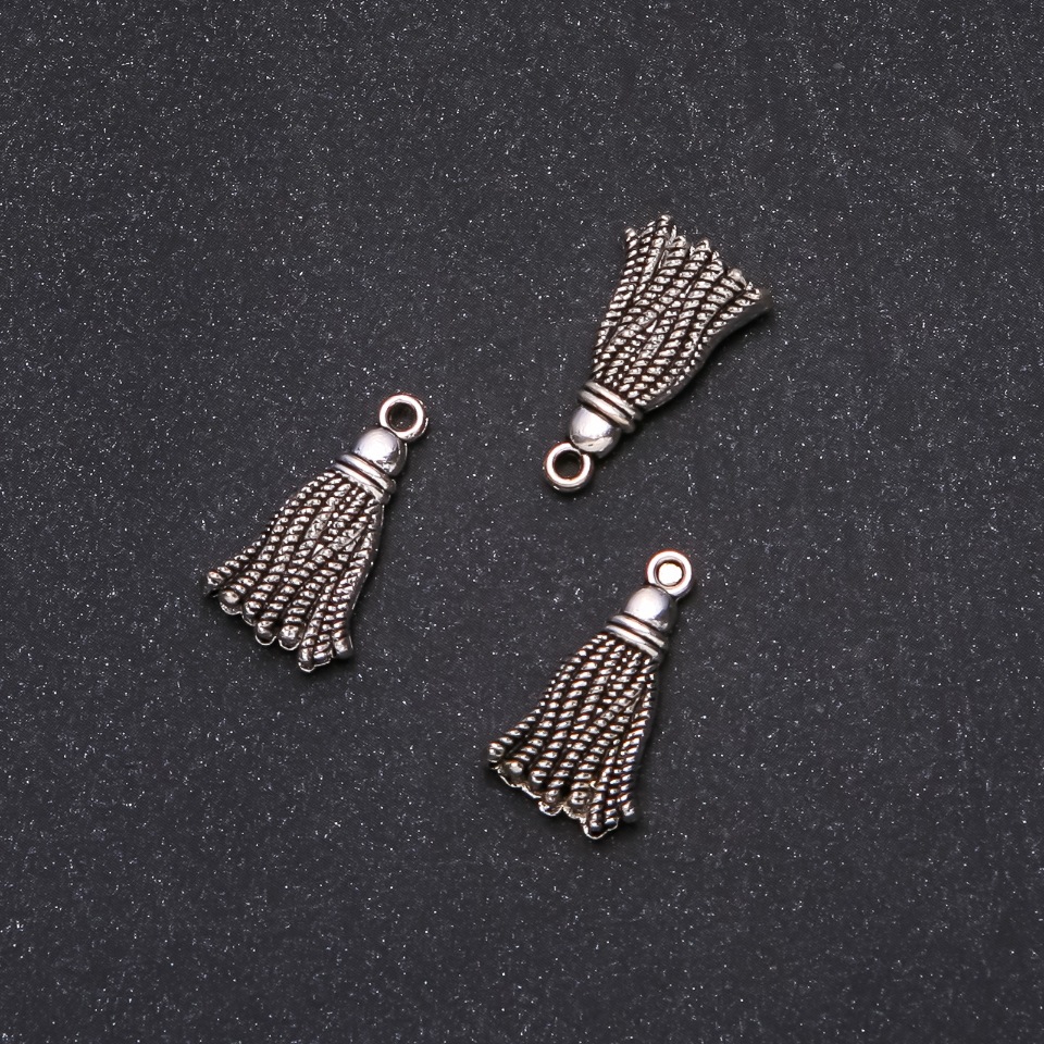 Pandantiv de accesorii «Pensulă» 20 mm