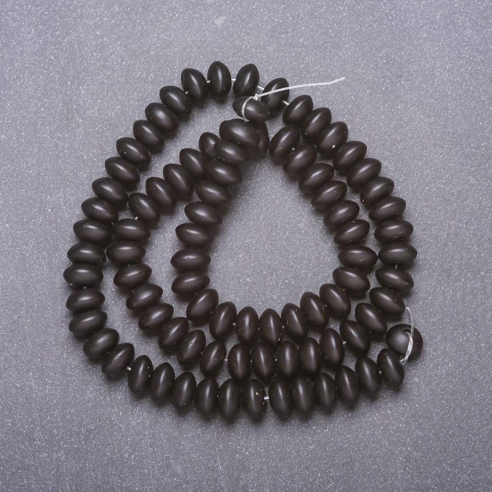 Mărgele de șungit artificiale pe șnur, rondeluri netede, diametrul 8x5 mm, lungime 38 cm