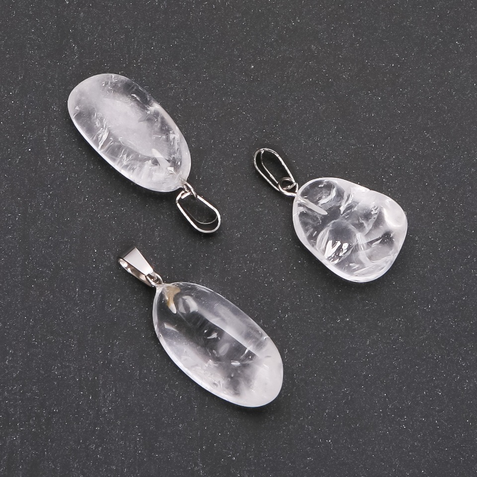 Pandantiv din piatră naturală, cristal de munte, fațetat, sortiment dimensiuni 19x24 mm (±)