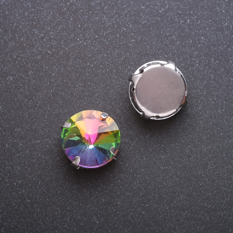 Preț pentru pachet /10 bucăți. Cristal Rivoli cusut în știft rotund 13 mm, galben-verzui