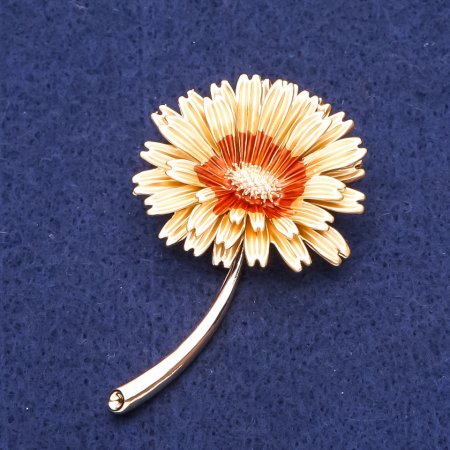 Broșă floare margaretă, metal auriu, 54x34 mm+