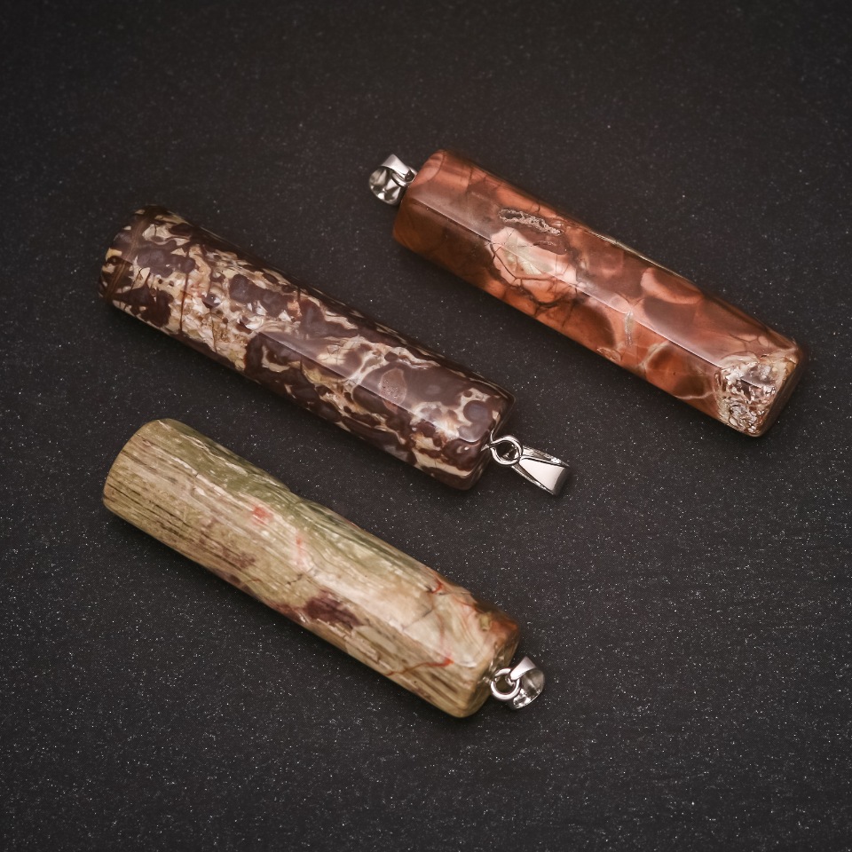 Pandantiv din piatră naturală Jasper Picasso 11×54(±)mm