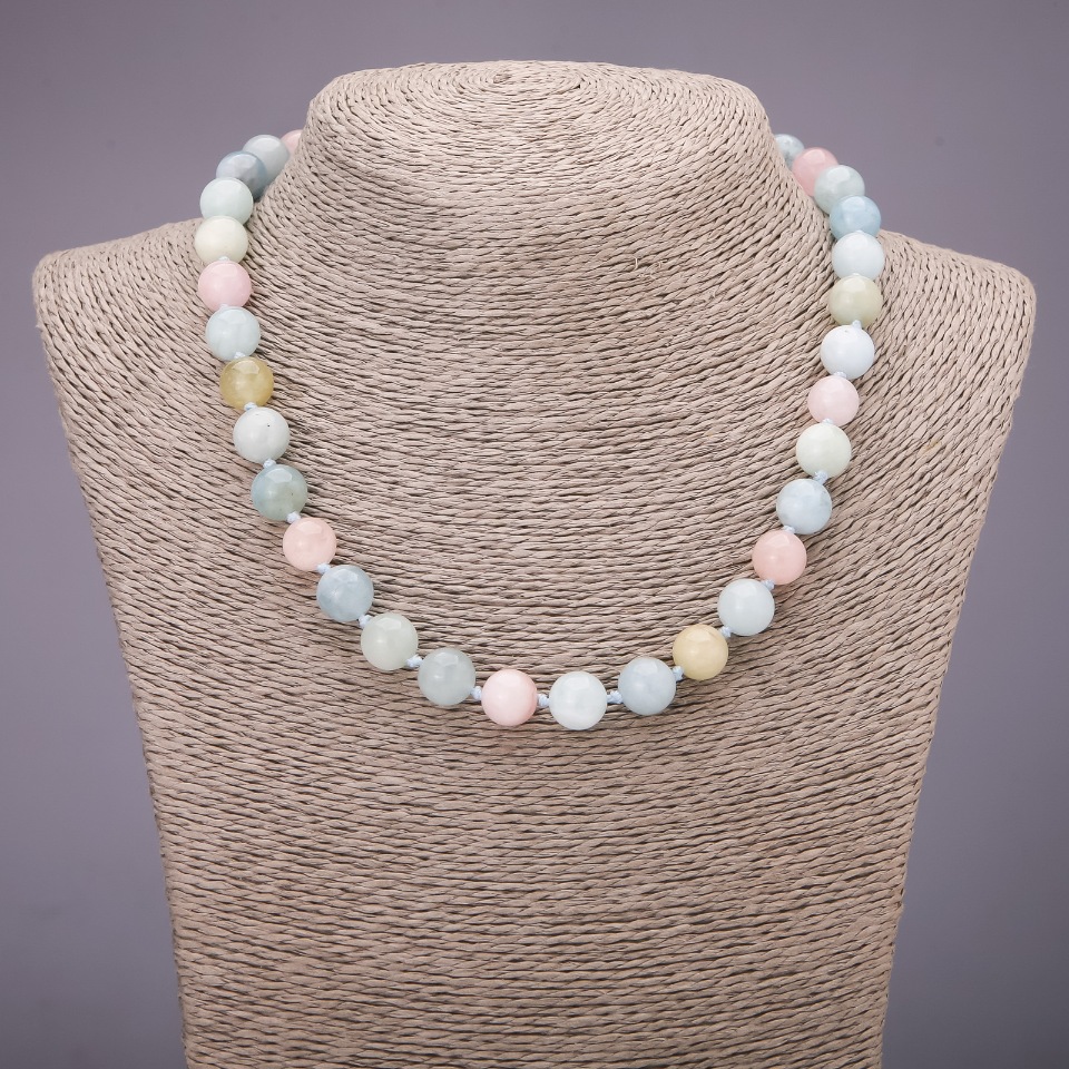 Colier din piatră naturală morganit, bile netede, diametrul 10(+-)mm, lungime 45 cm