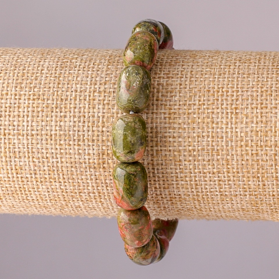 Brățară din piatră naturală – jasper heliotrop, formă de butoi, pe elastic, 10x14 mm, circumferință 18 cm