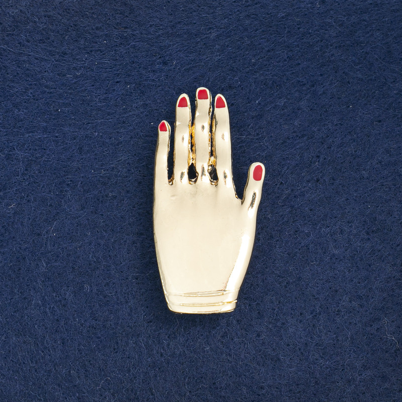 Уцінка брошка Рука золотистий метал і емаль 44х21мм +