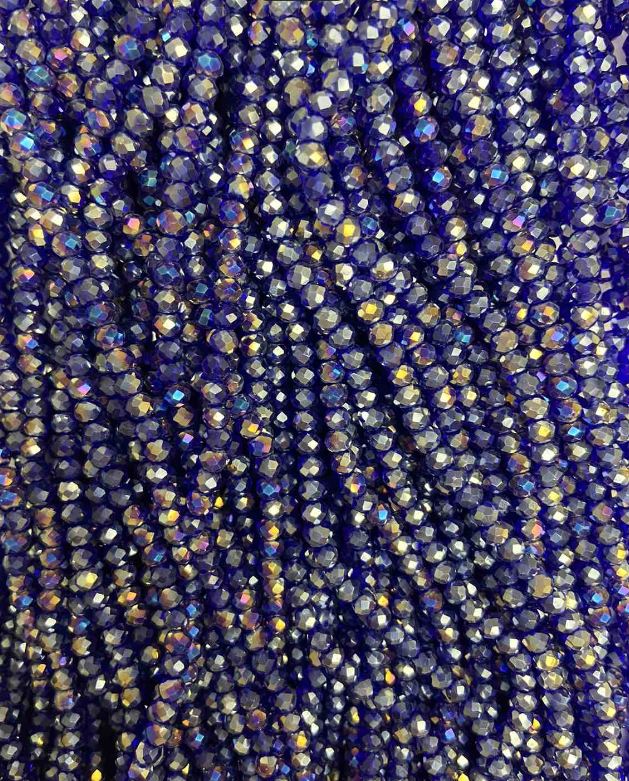 Mărgele din cristal ceh pe fir, albastre cu luciu de benzină, tăiate în formă de rondel, diametrul 3,5×3 mm, lungime 33 cm