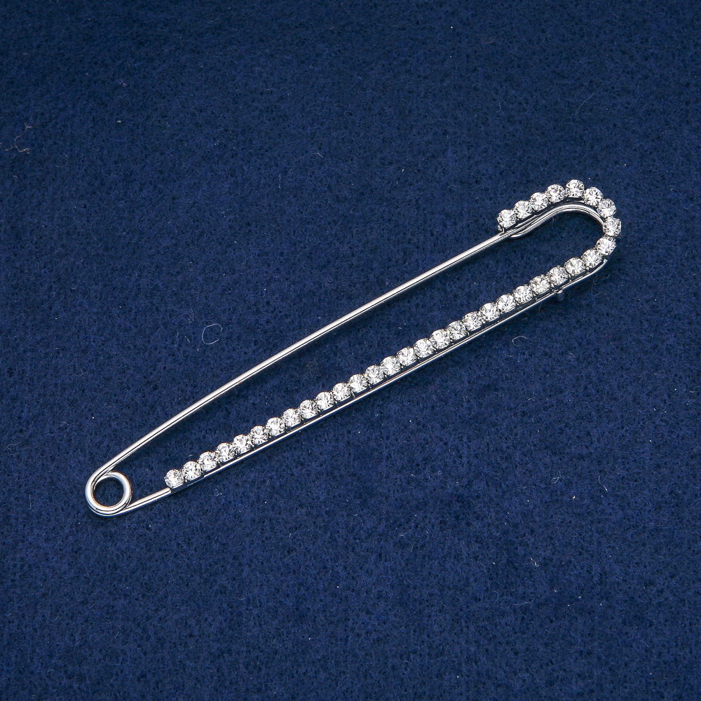 Broșă-pin cu strasuri gri, metal argintiu 16×101 mm