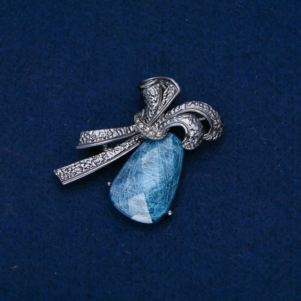 Broșă Accent cu efect acvariu, 50×35 mm, strasuri gri, metal argintiu