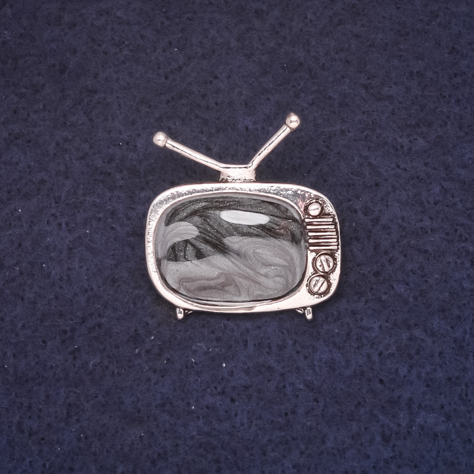 Брошка Телевізор 25х28мм емаль колір чорний метал сріблястий