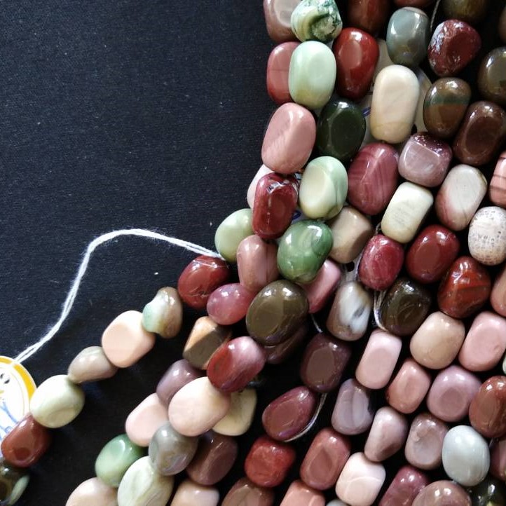 Mărgele din jasper mookaite verde 7x9 mm (+/-), lungime 37 cm